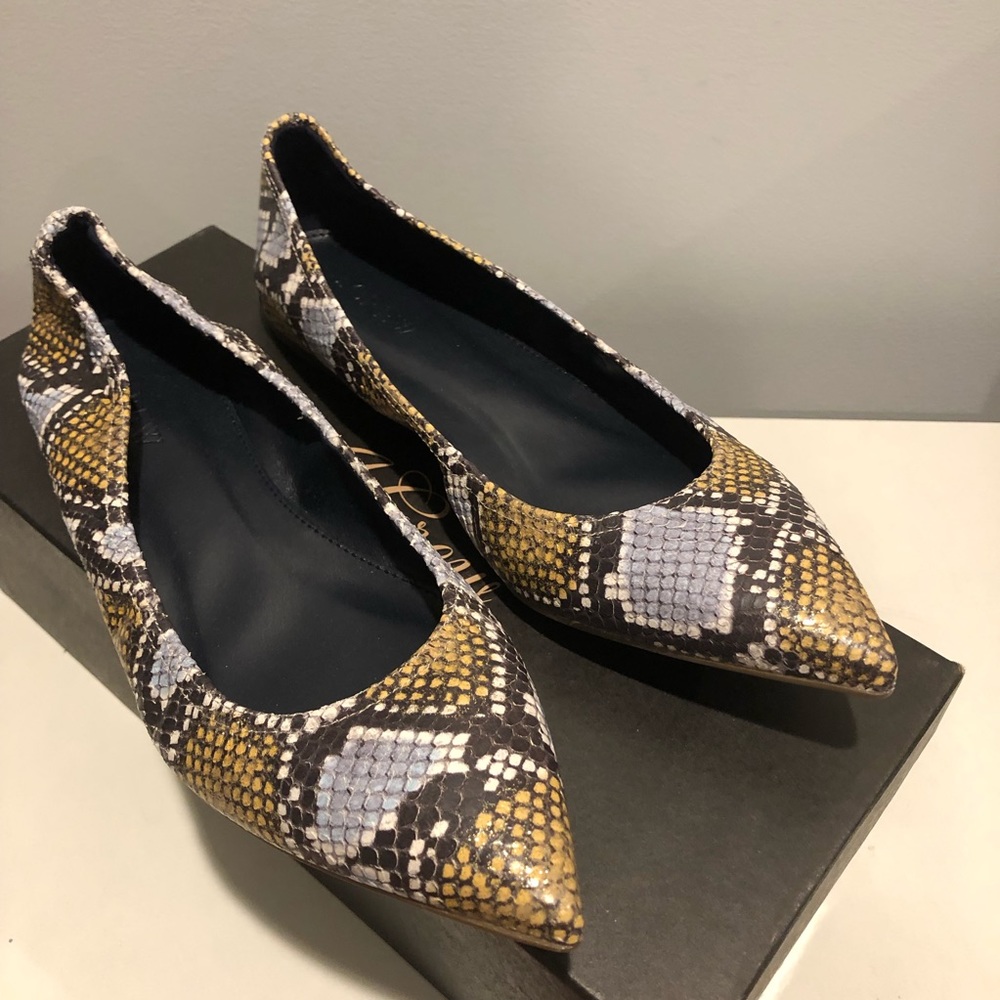 NWT J. Crew Lottie flats in snakeskin-printed - Picture 5 of 8
